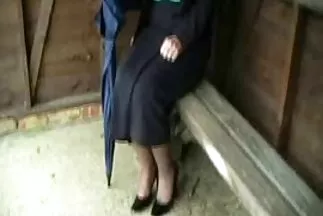 Két vörös hajú lány a tengerparton amatör sex filmek ingyen úgy dönt, hogy csoportos szexet folytat egy sráccal.