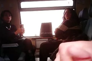 Aranyos sluts szeretnek amatőr házi videók anális szar a nagy kakasok.