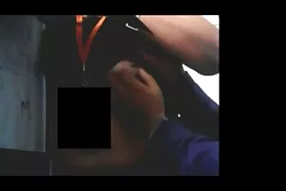 A nővér hármasban zümmögést tapasztalt a kettős amatőr pár behatolástól.