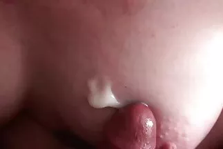 Orosz pár házilag szexelt a amatőr pornó videó kamera előtt.