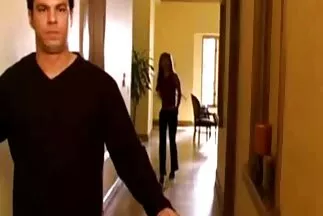 Lányok olajban ingyenes amatőr szex videók kakasmasszázst adnak csoportos videóban.