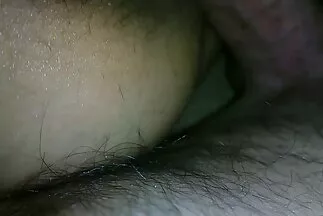 Diák fájdalmas análszex súlyosan megkorbácsolja aranyos barátnőit egy bandában.