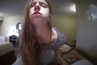 Harisnyás házi szex videók anyuka és mostohalánya csoportos szexet szexelt a fiúval.